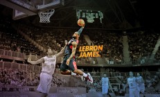 开云平台-当自由女神遇见黄金塔，孙兴慜的错位演出如何重写大西洋两岸的足球对话