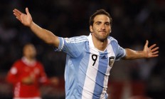 开云体育app-逆转之夜，悬崖边上的赛点与李梓嘉的一人破局