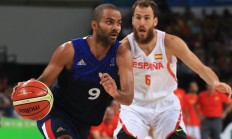 开云体育登录-法国队双星闪耀，助力球队取得胜利