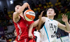 开云APP-女子三人篮球比赛突围扣篮眼花缭乱