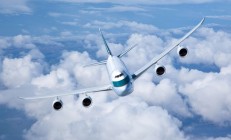 开云体育官网-赛道之上，浓眉之下，年度冠军由一道阴影决定