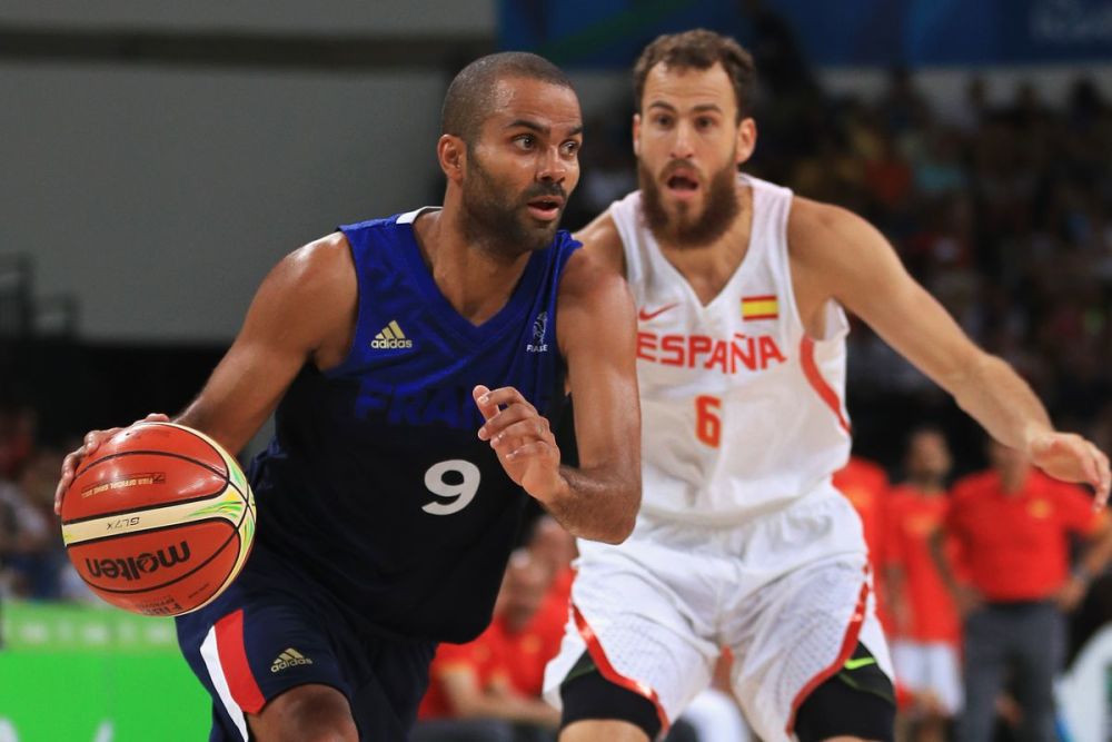 法国队双星闪耀，助力球队取得胜利