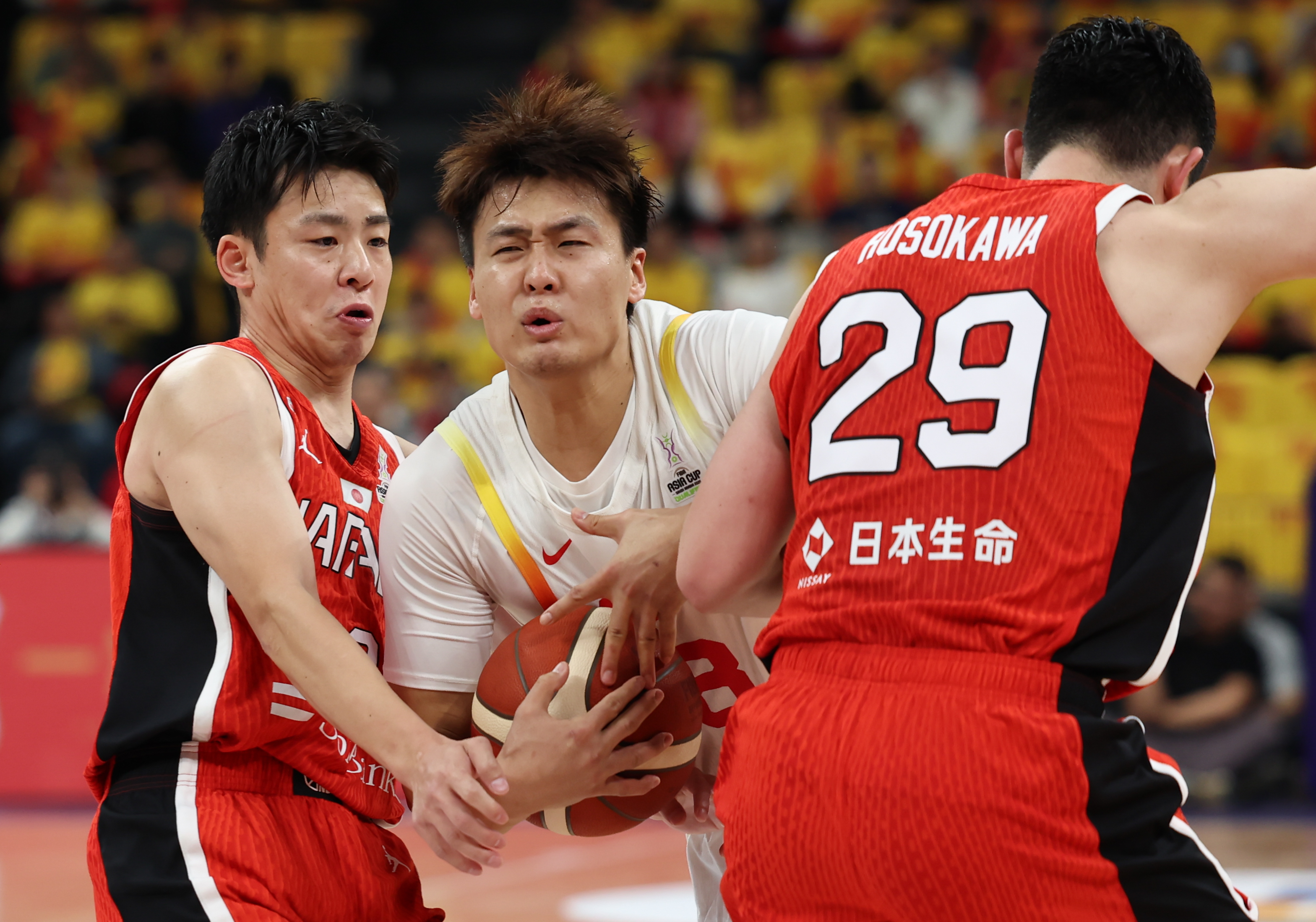 亚洲杯篮球赛精彩对决,胜负难分 亚洲杯篮球赛精彩对决,胜负难分