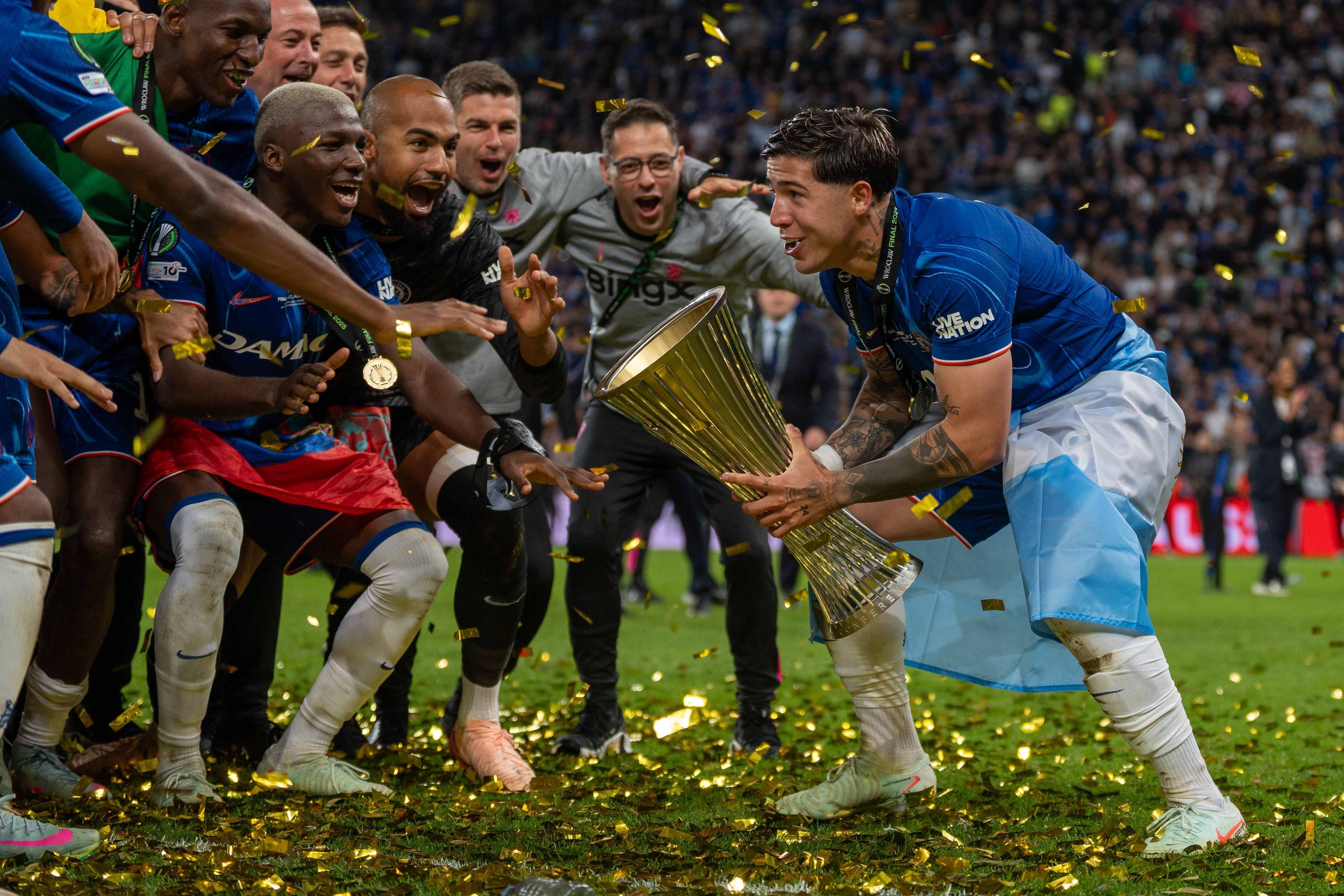 切尔西与奥林匹亚科斯对决,争取胜利晋级 切尔西与奥林匹亚科斯对决,争取胜利晋级