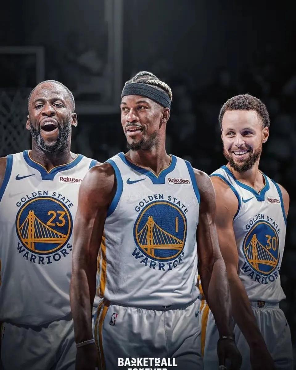 勇士队雄风不减,再次击败湖人队 勇士队雄风不减,再次击败湖人队