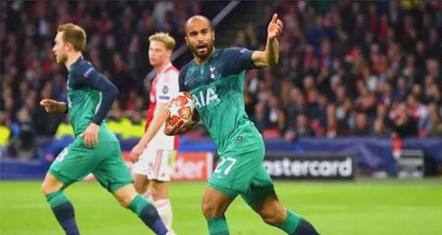 关于阿贾克斯惊险胜出，晋级欧冠半决赛的信息