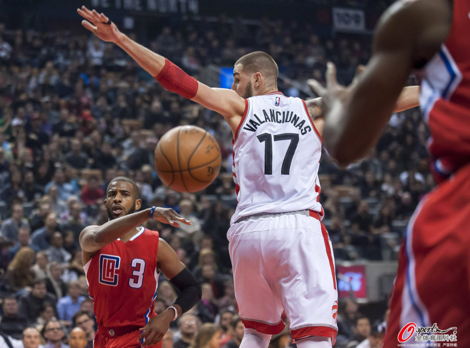 猛龙大胜国王,取得六连胜 猛龙大胜国王,取得六连胜