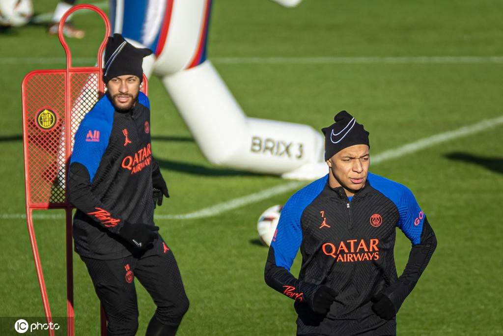 巴黎圣日耳曼全员备战,备战冠军之战积极备战 巴黎圣日耳曼全员备战,备战冠军之战积极备战