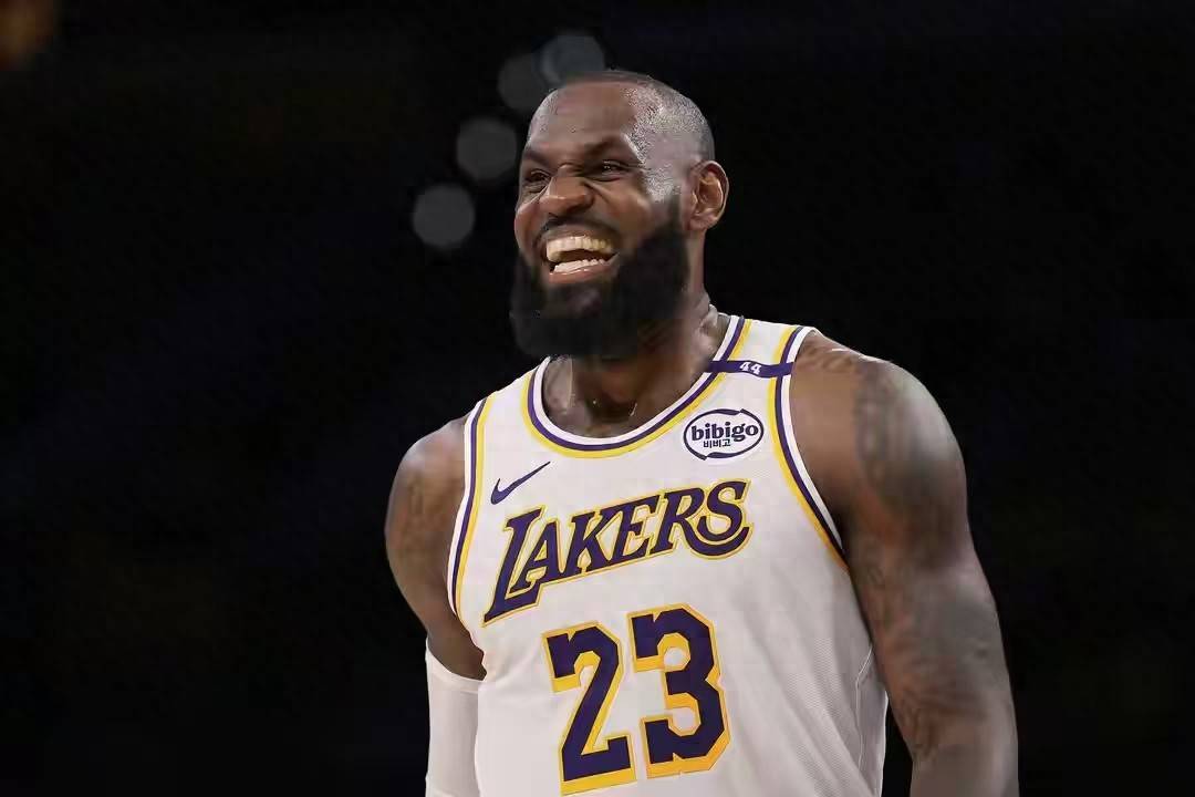 关于湖人惨败灰熊:詹皇奋力仍无法助队取得胜利的信息 关于湖人惨败灰熊:詹皇奋力仍无法助队取得胜利的信息