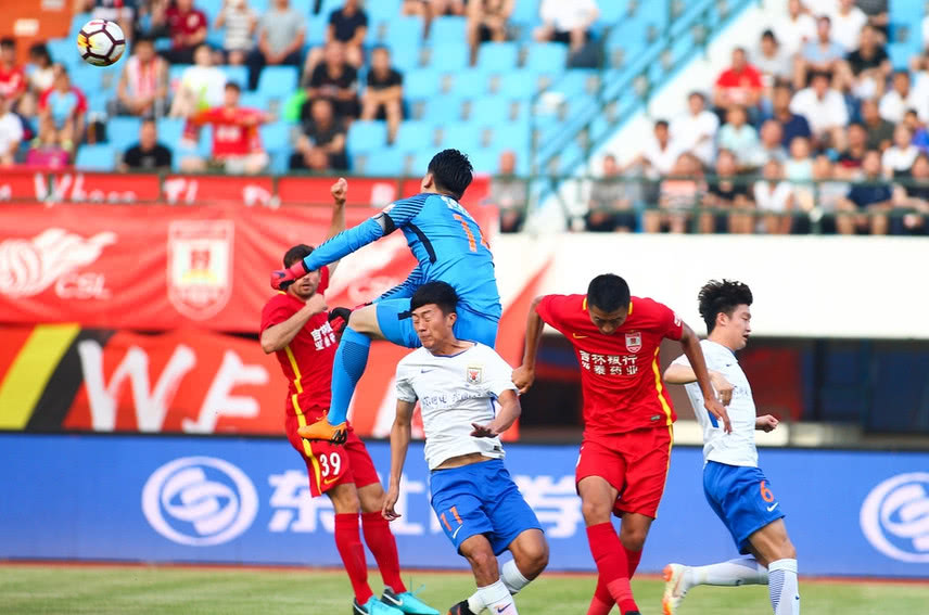 包含深圳鲁能逆转取胜,球迷欢呼连连的词条 包含深圳鲁能逆转取胜,球迷欢呼连连的词条