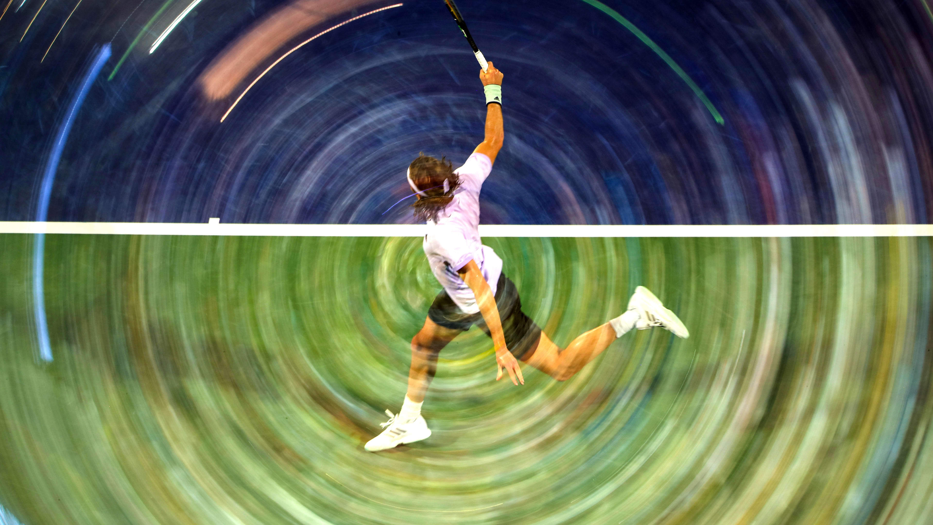 美网险胜拉沃尔杯，西西帕斯刷新纪录的简单介绍